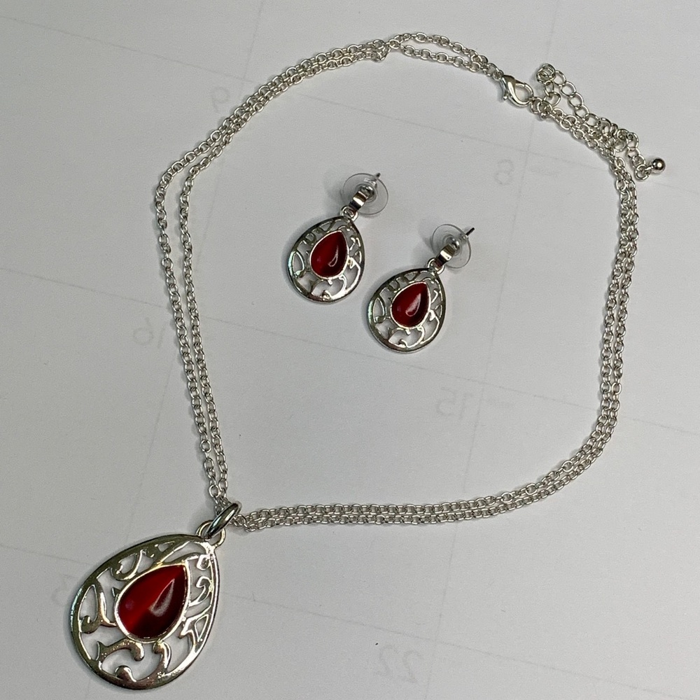 Double Chain Silver Toned Necklace With Red Gem And Matching Earrings